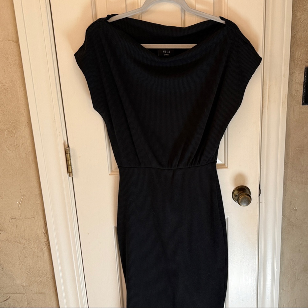 Vici Elegant Black Midi Dress